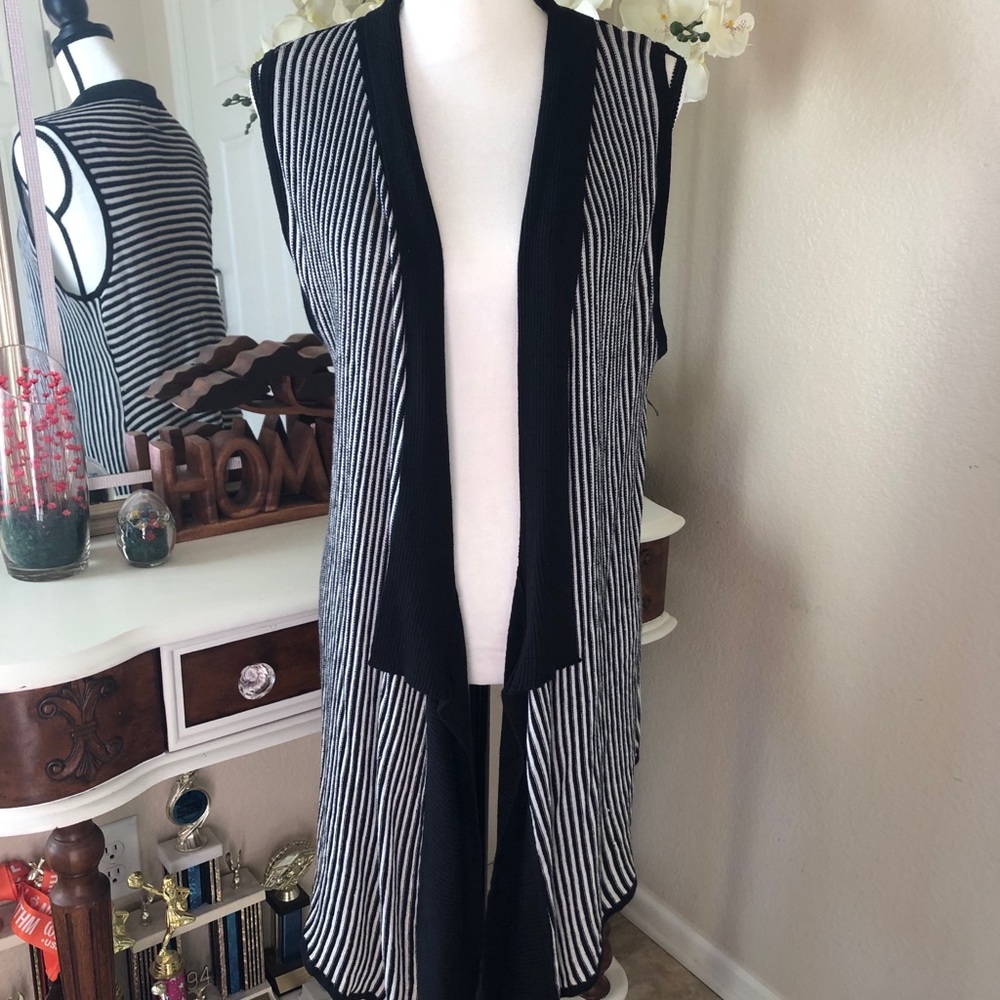 Women’s Cach’e Knitted Striped Sweater Cardigan - Picture 1 of 6